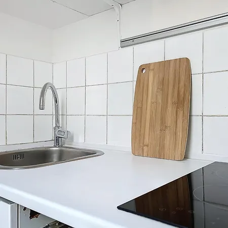 Appartamento 2 Pièces Lumineux Au Calme - Au Cœur Du 17ème - Les Frères De La Loc'